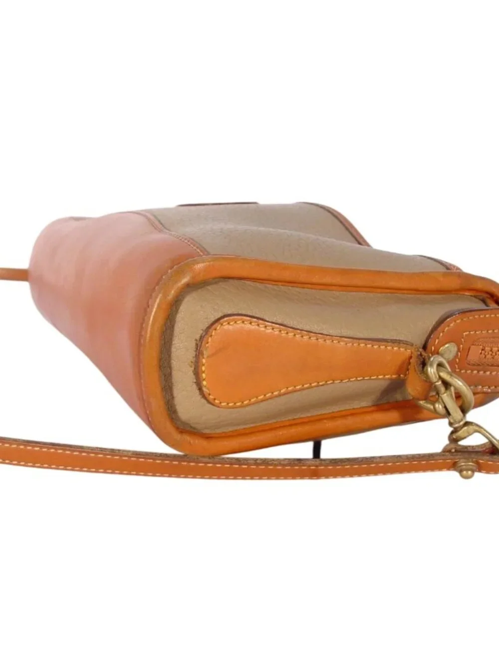 DOONEY & BOURKE Vintage AWL Taupe Crossbody Bag - Picture 5 of 12